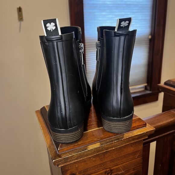 Lucky Brand Boots Shoes Womens Size 10 Black Rubber Waterproof Chelsea Ankle Zip - Picture 5 of 10